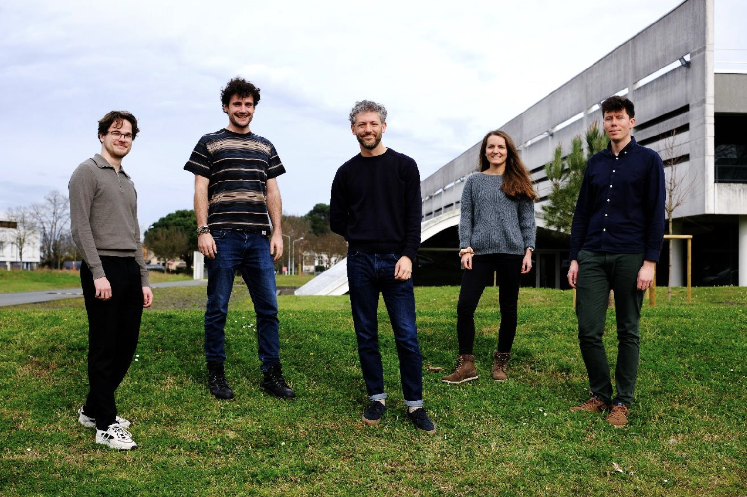 Image de l'évenement Luchrome lève 700k€ pour révolutionner les écrans électroniques