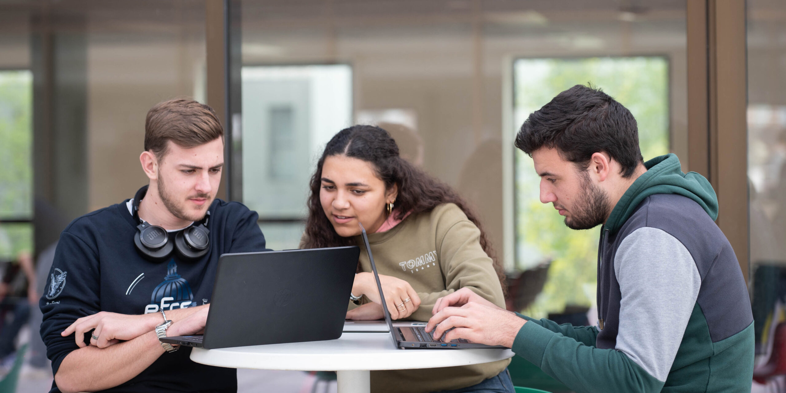 Image de l'évenement L'Efrei renforce son offre pour former de nouveaux talents en IA et marketing digital en alternance